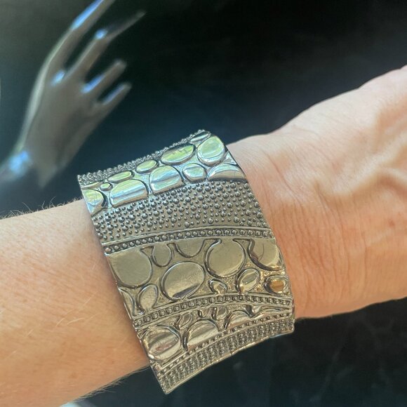 Bundle of fun bracelets, gunmetal, black and silver - Picture 3 of 14